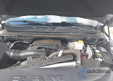 2021 Ram 1500 Laramie 4X4 5'7 Box из США, поврежденный, VIN 1C6SRFJT0MN810027